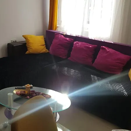 Cosy 2 Bedroom Apartment In New Town-2